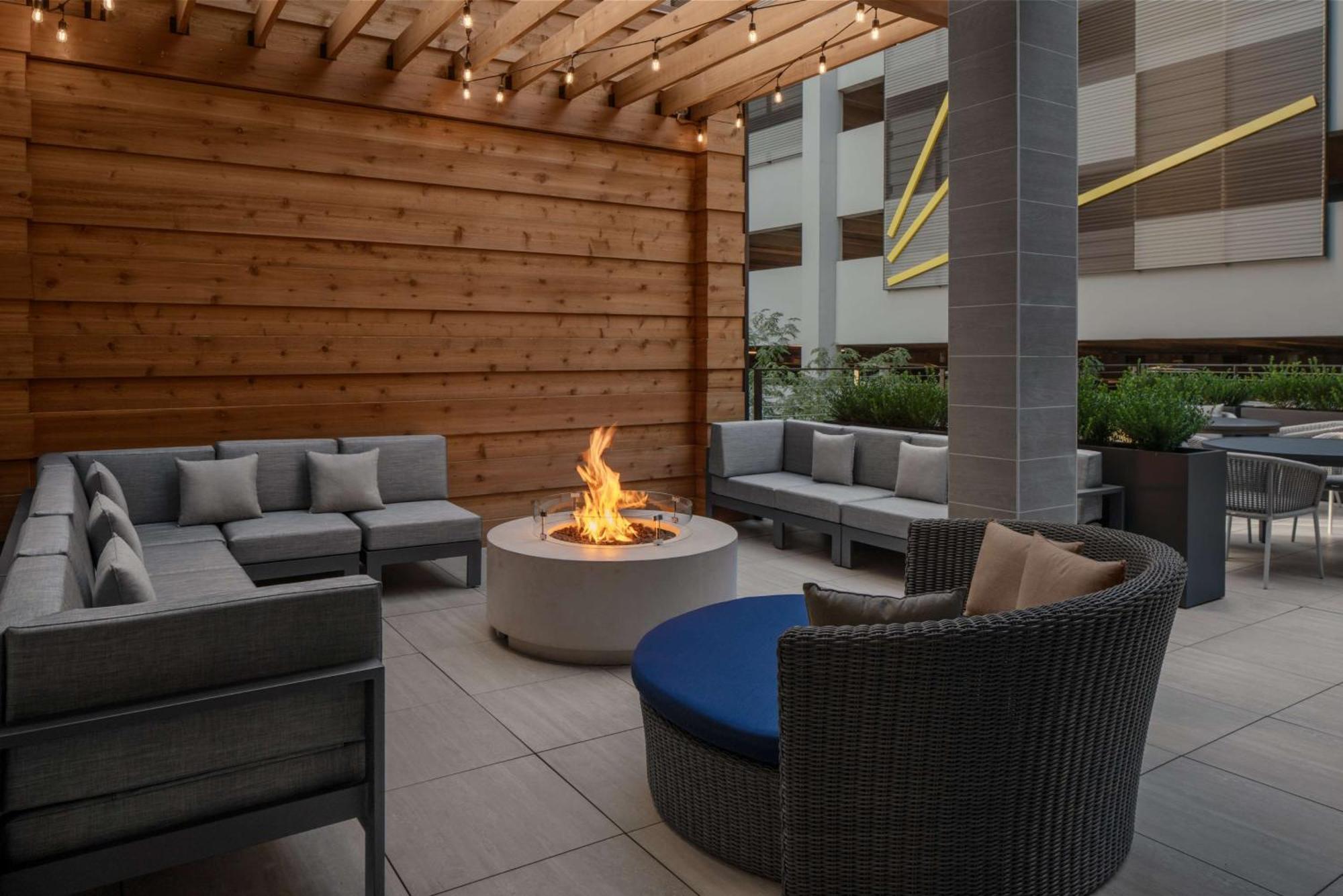Homewood Suites By Hilton Charlotte Uptown First Ward Eksteriør bilde